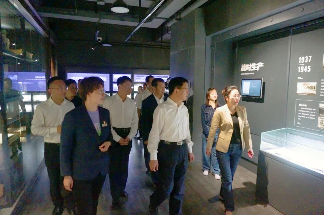 1599203917928238.jpg 4be7da5d1e7c6b6af98e94f891d0d3bf.jpg