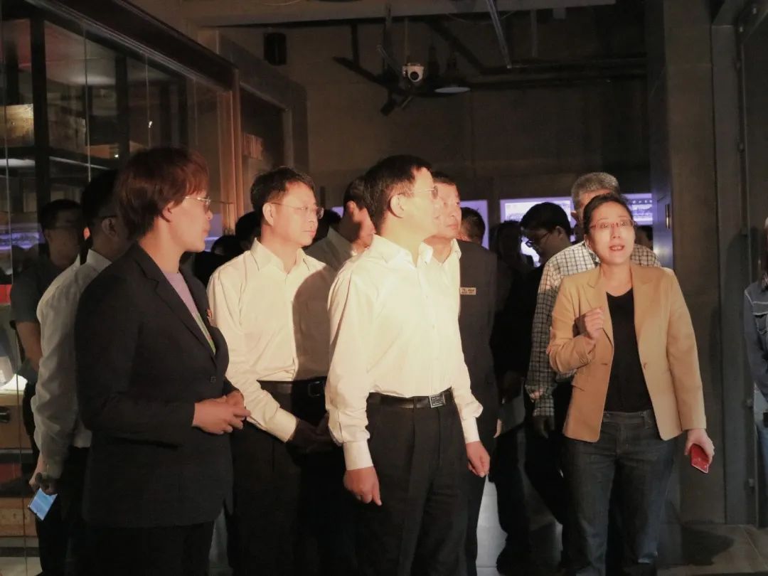 1599204108125166.jpg 1b249468a116db5feceac7d2db658097.jpg